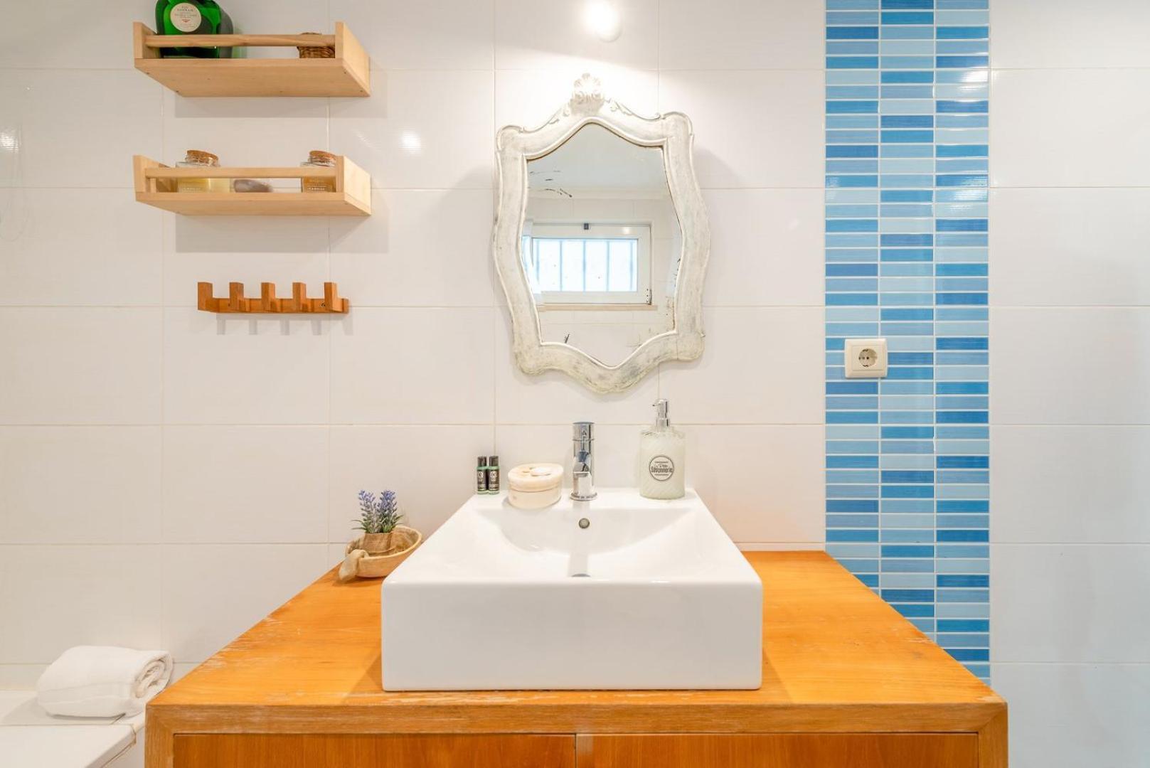 Guestready - Cozy Estefania - An Artists Corner! * Lissabon